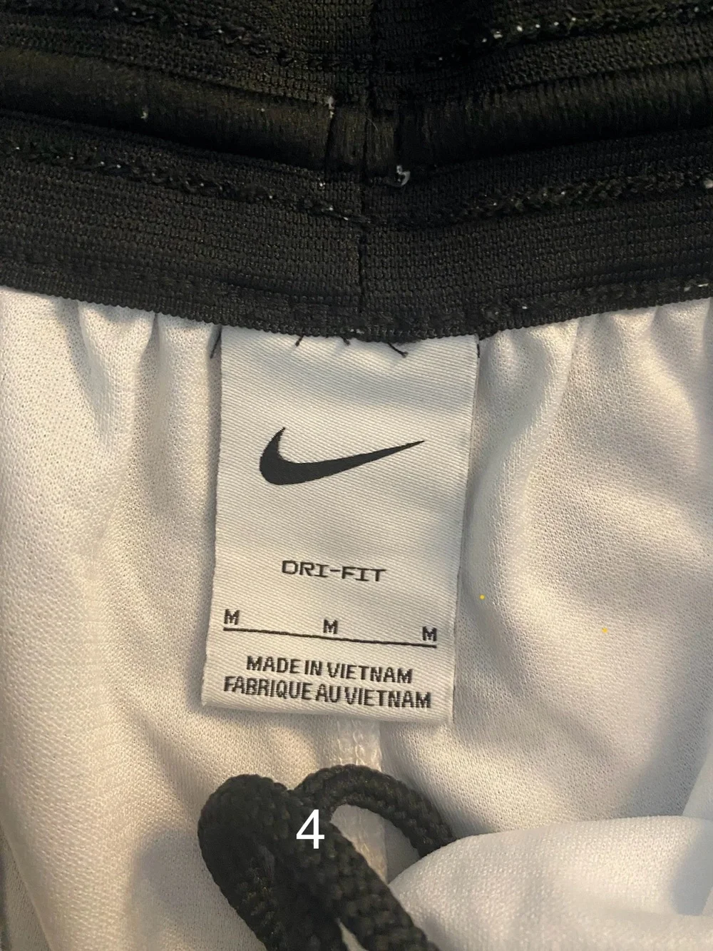 Nike Men’s White & Black Athletic Basketball Shorts